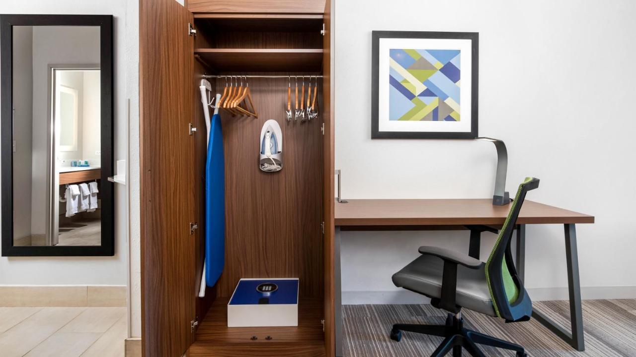 Holiday Inn Express Hotel And Suites Conroe By Ihg מראה חיצוני תמונה