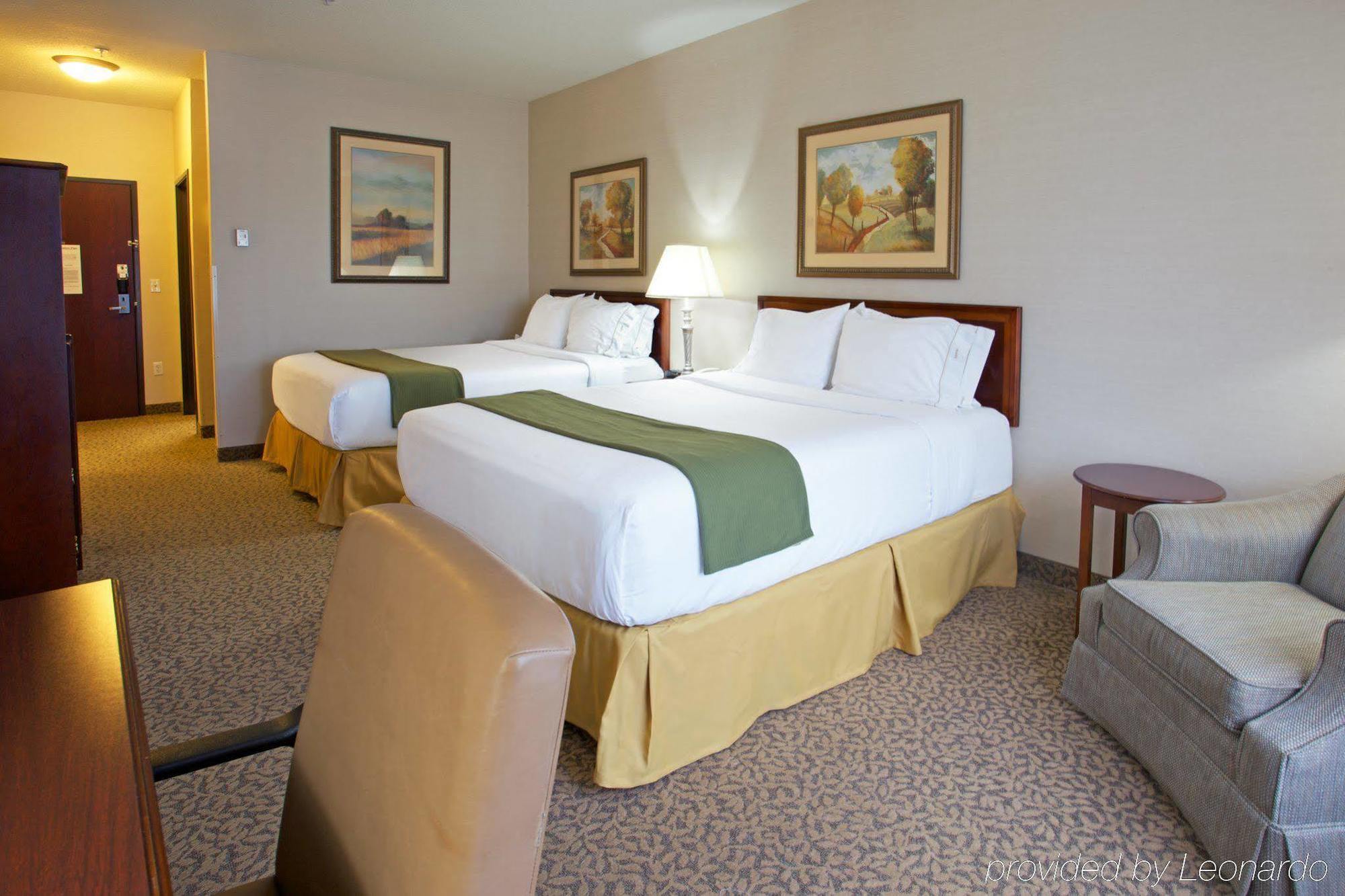 Holiday Inn Express Hotel And Suites Conroe By Ihg חדר תמונה